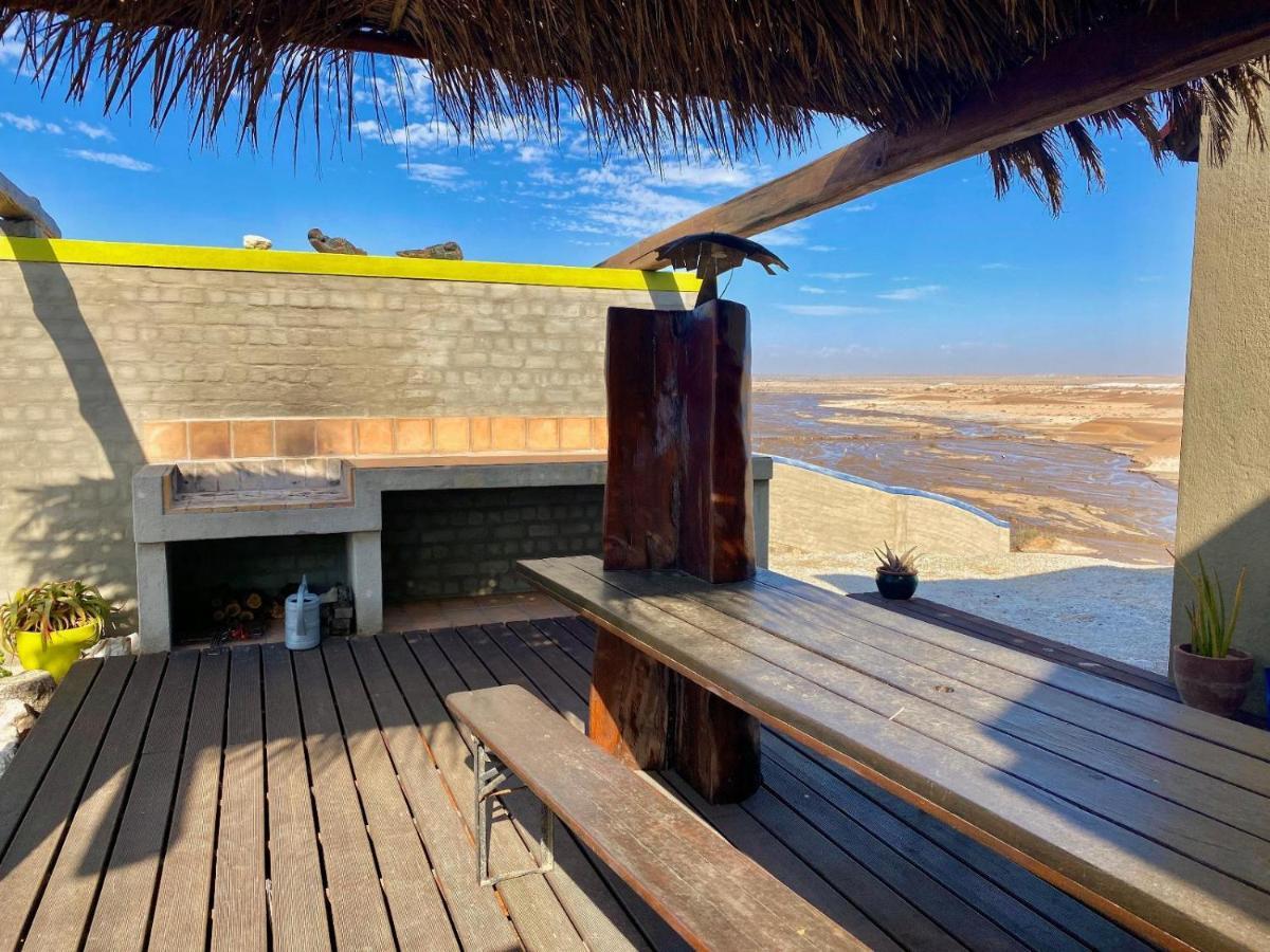 Desert Breeze Lodge スワコプムント エクステリア 写真