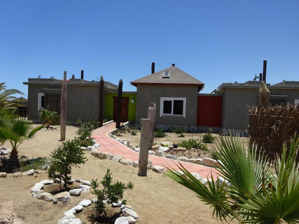 Desert Breeze Lodge スワコプムント エクステリア 写真
